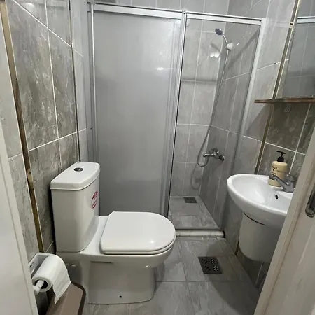 Airport Geust House ホテル Arnavutköy